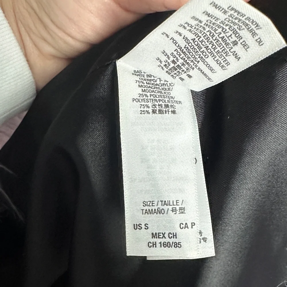 🛍️SALE🛍️ Juicy Couture Black Label Lavender Faux Fur Vest with Studded Trim - Picture 8 of 9